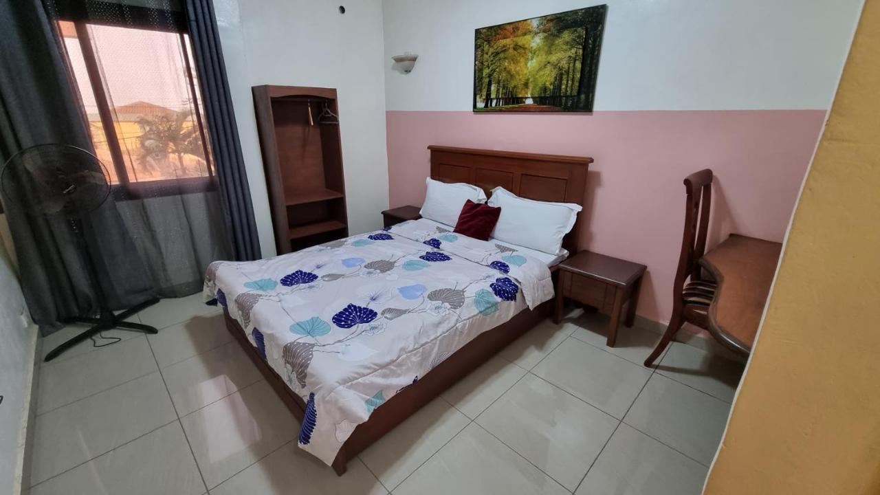 Appart Hotel Mireille Yaounde Exterior photo