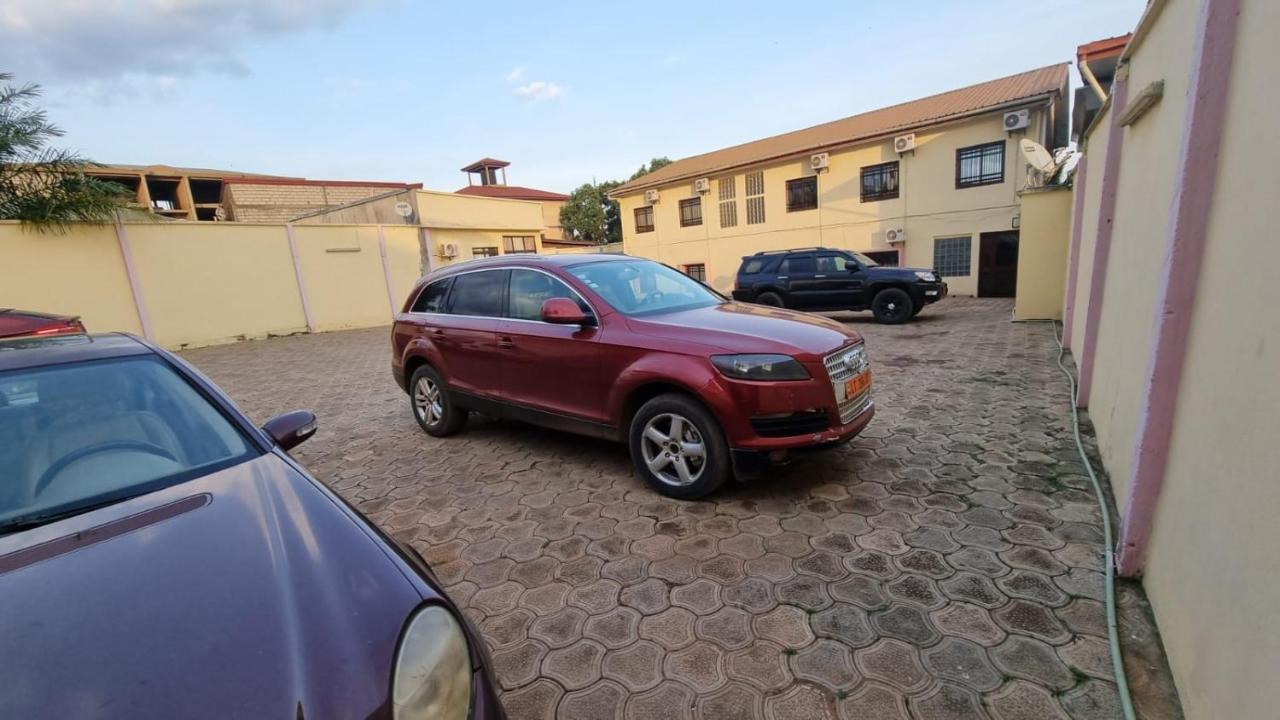 Appart Hotel Mireille Yaounde Exterior photo